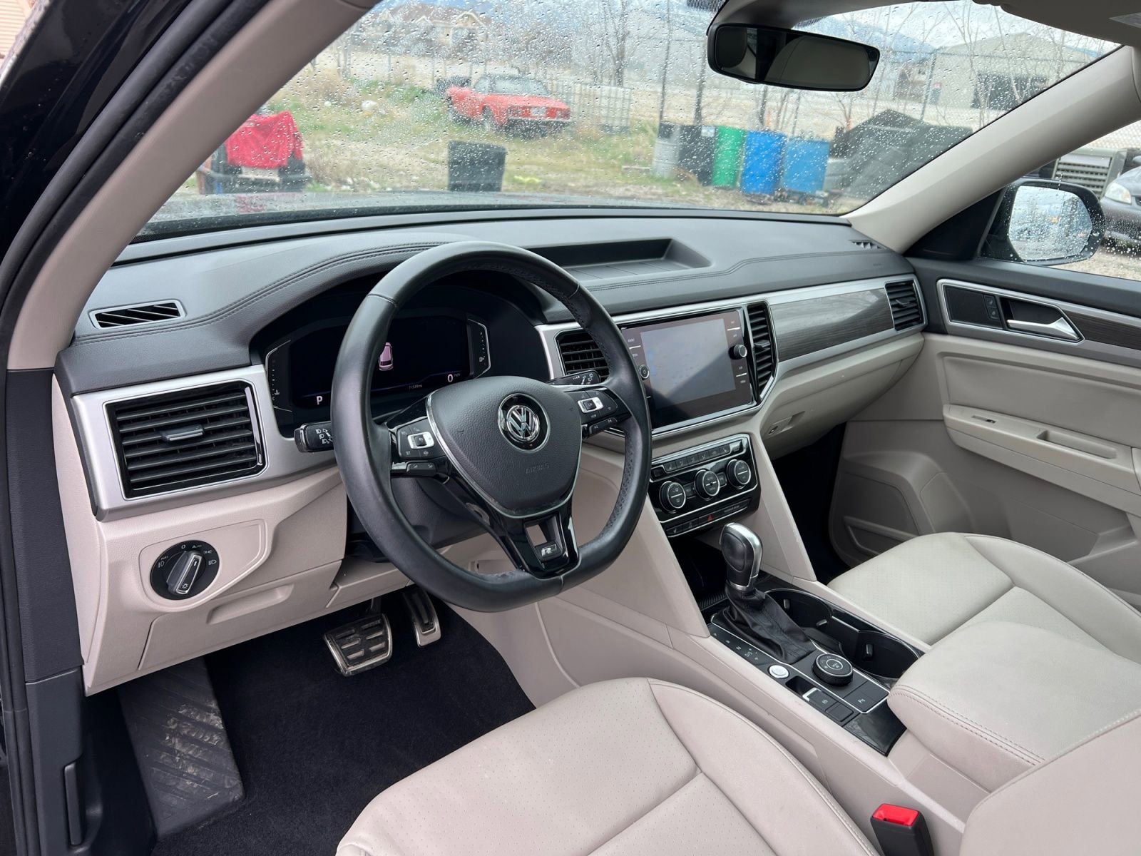 Used 2019 Volkswagen Atlas SEL R-Line image 18