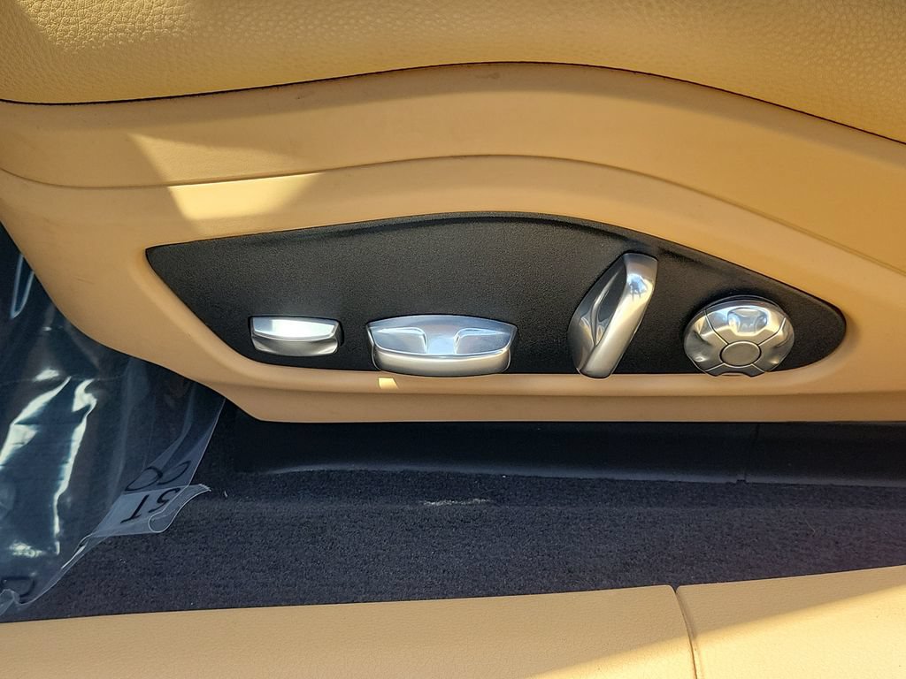 Certified 2019 Porsche Panamera RWD image 28
