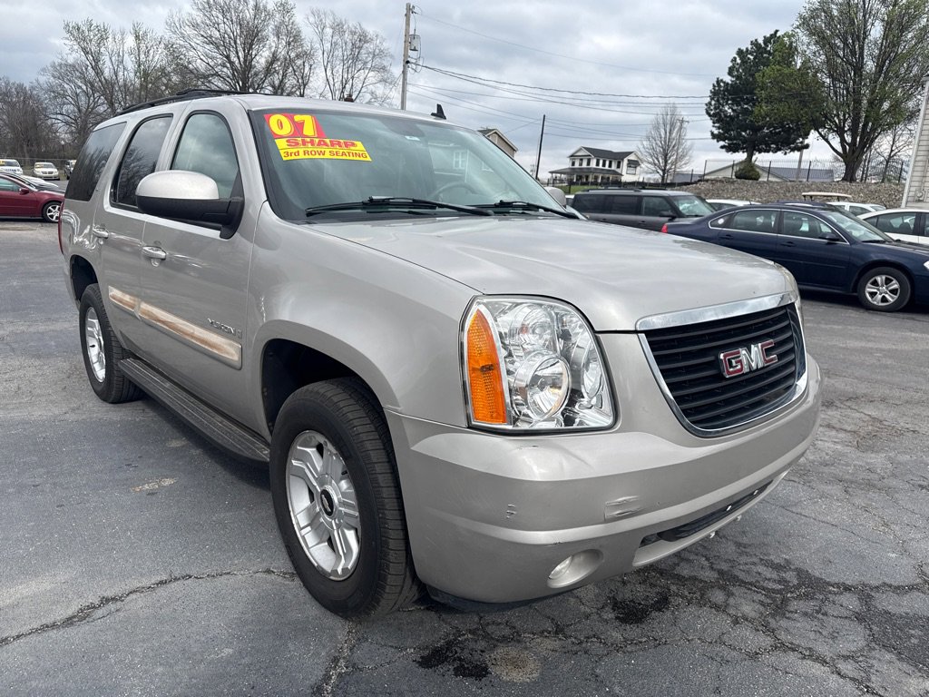 Used 2007 GMC Yukon SLT w/ SLT Preferred Equipment Group image 4