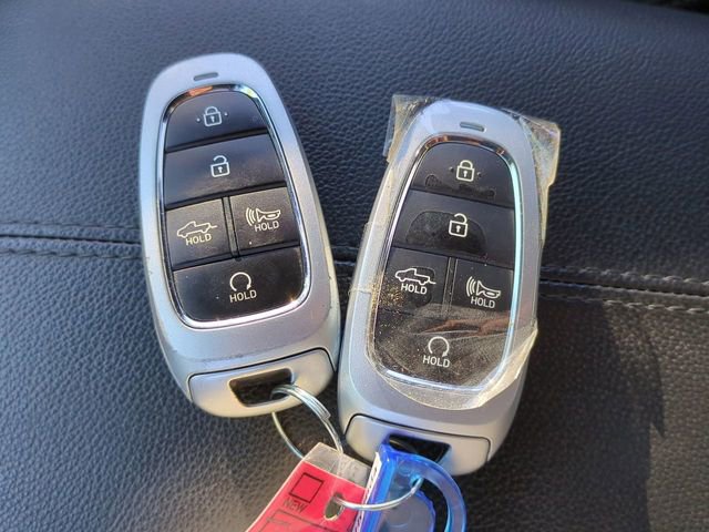 Certified 2023 Hyundai Santa Cruz SEL w/ Activity Package image 27