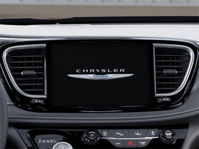 New 2026 Chrysler Pacifica Limited w/ Uconnect Theater Family Group image 18