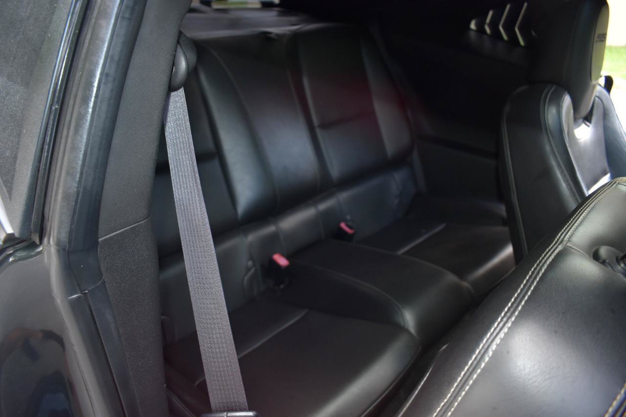 Used 2012 Chevrolet Camaro SS RWD image 25