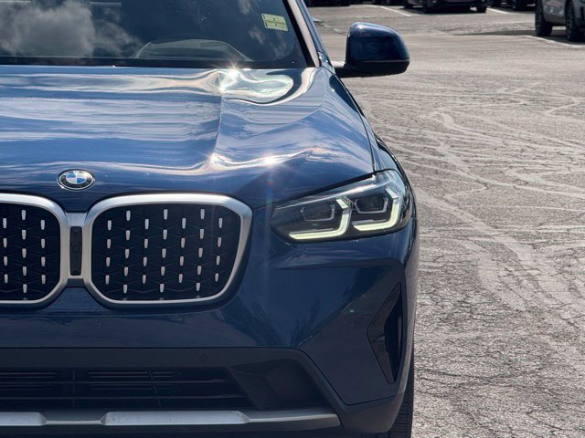 Certified 2025 BMW X4 xDrive30i AWD/4WD image 12