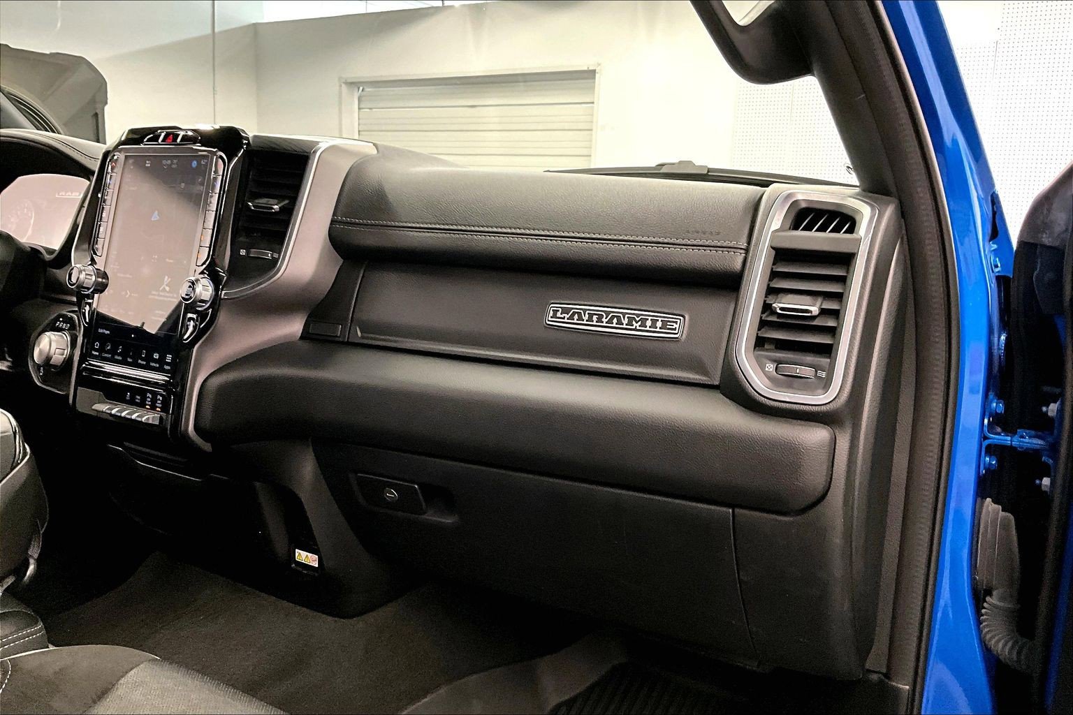 Used 2023 RAM 1500 Laramie AWD/4WD image 20