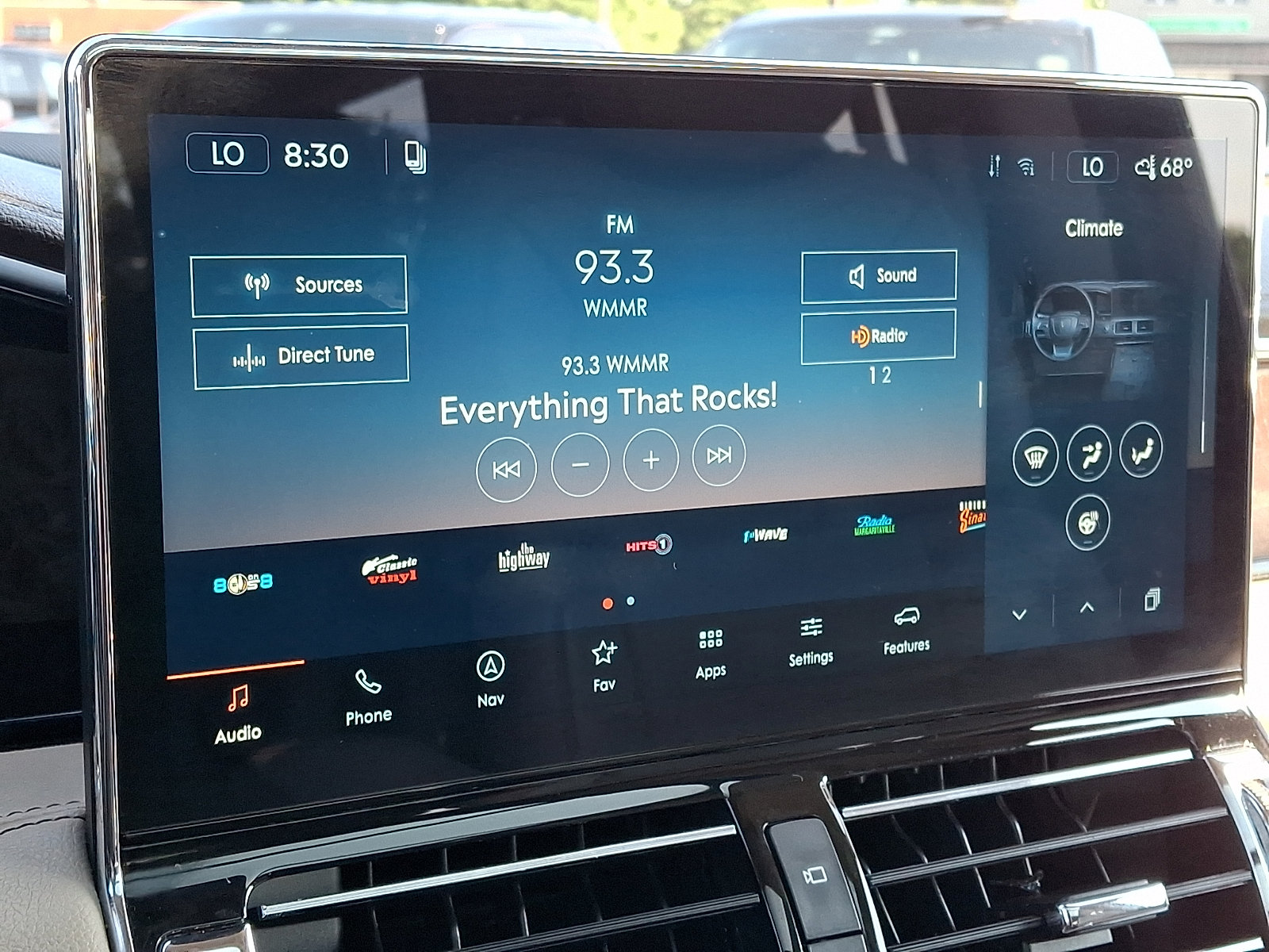 Used 2022 Lincoln Navigator Reserve w/ Monochromatic Package AWD/4WD image 18