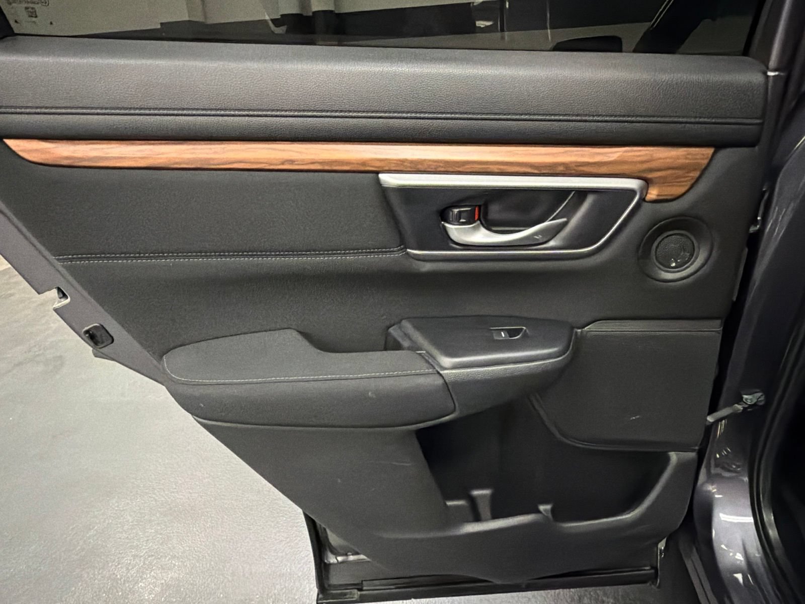 Used 2022 Honda CR-V EX image 40
