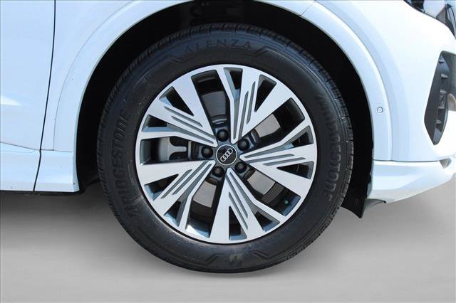 Used 2023 Audi Q4 e-tron Premium Plus w/ Premium Plus RWD image 12