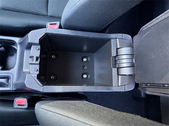 Certified 2018 Toyota RAV4 LE image 33