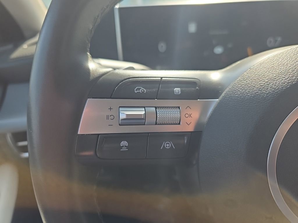 Used 2024 Hyundai Sonata SEL w/ Convenience Package image 12