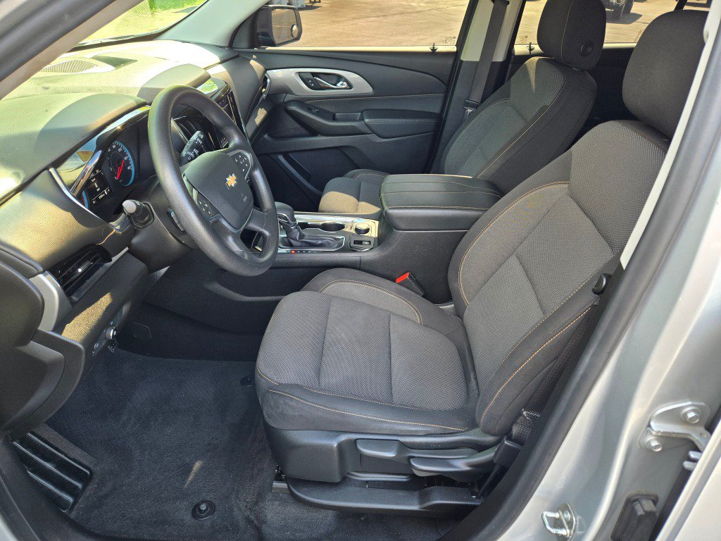 Certified 2021 Chevrolet Traverse LS FWD image 22