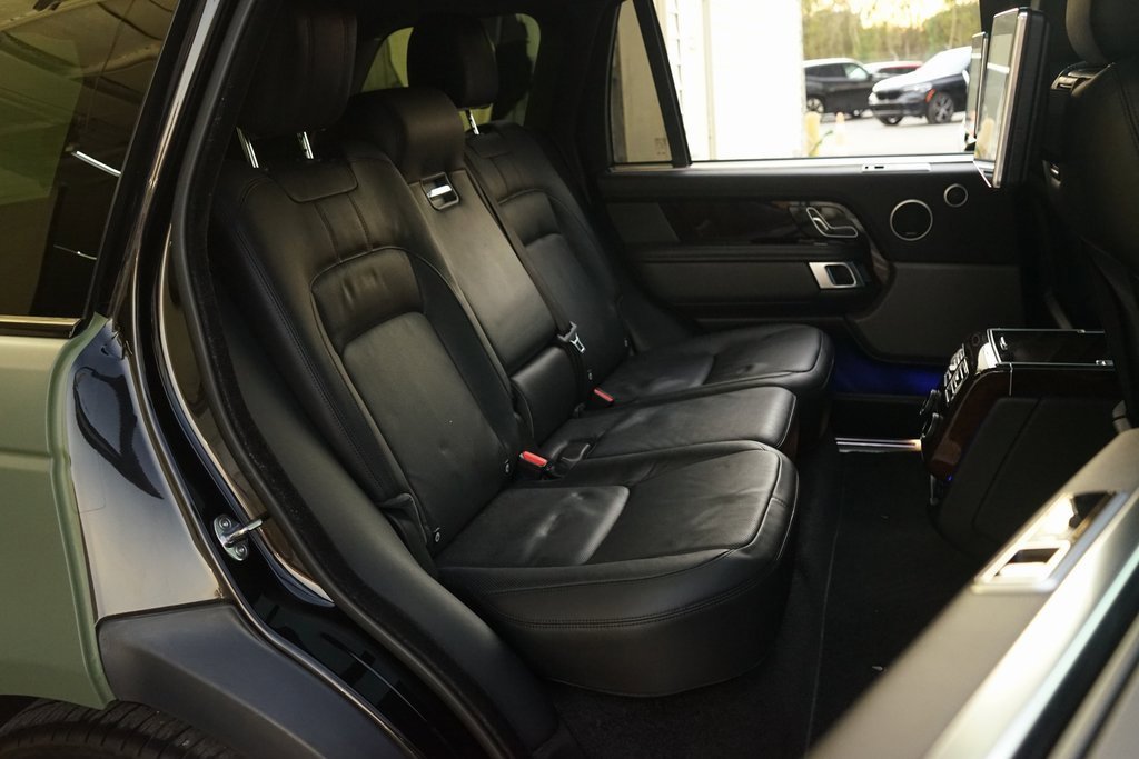 Used 2020 Land Rover Range Rover Long Wheelbase HSE image 16