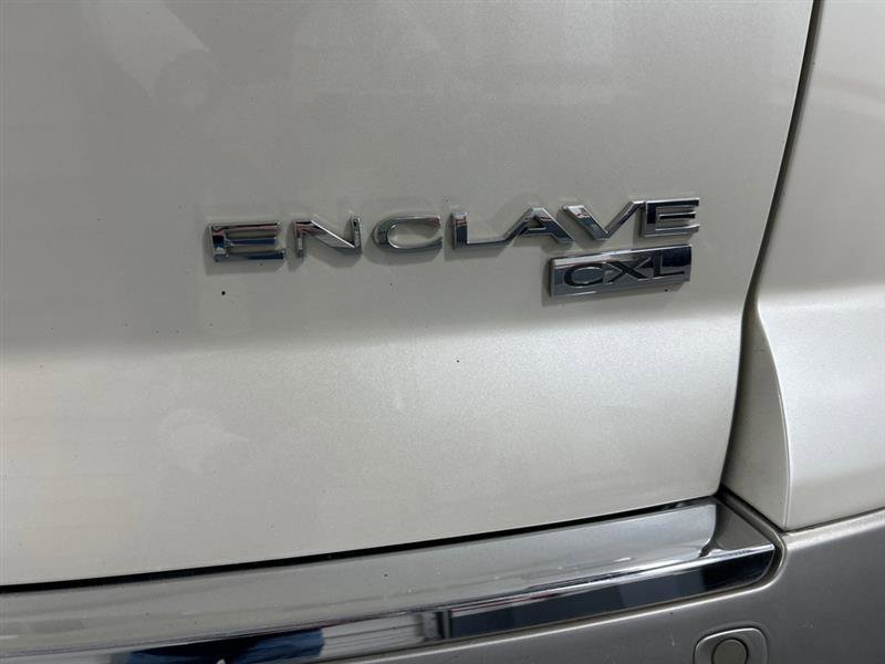 Used 2011 Buick Enclave CXL image 9