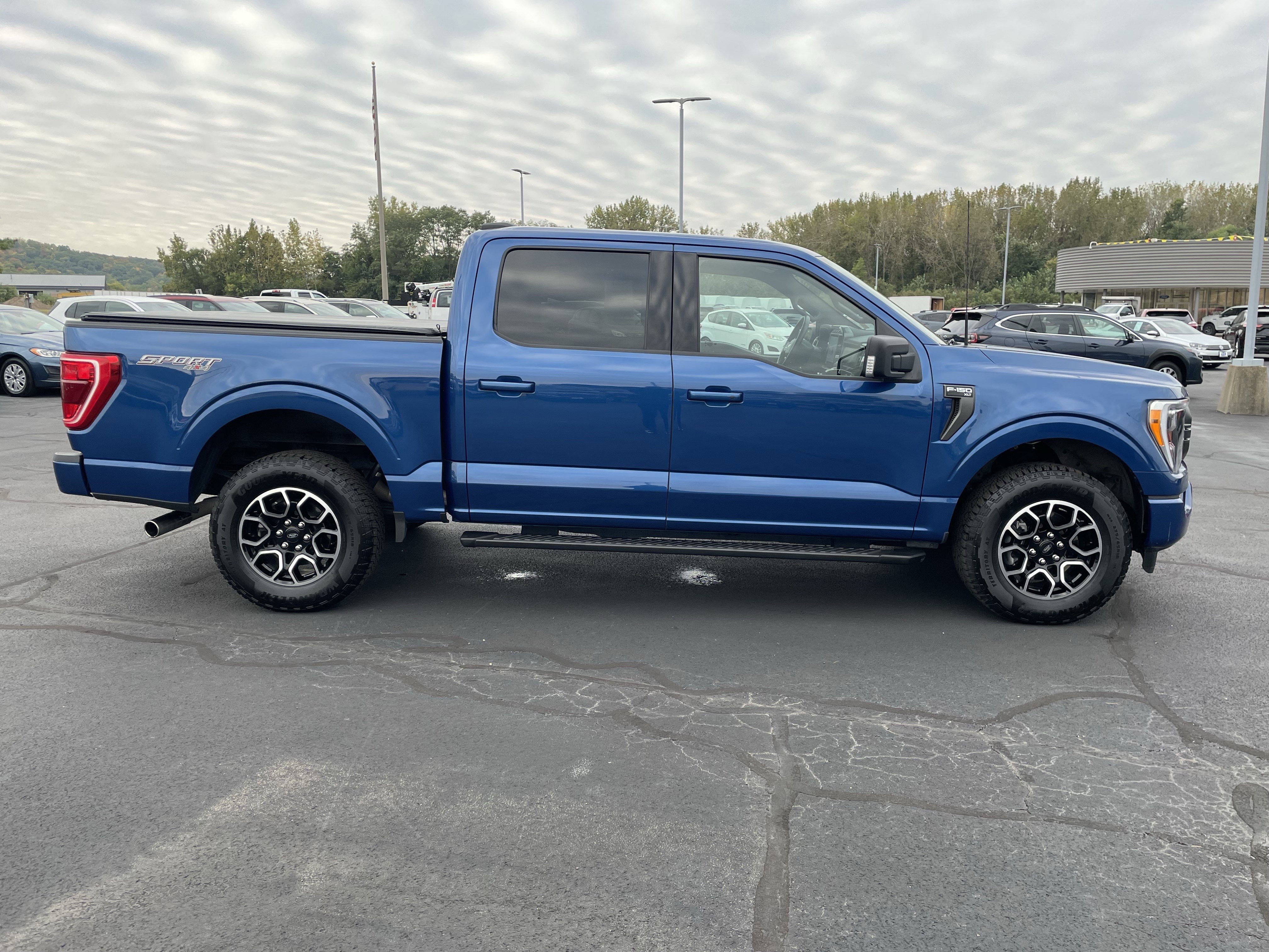 Used 2022 Ford F150 XLT w/ Equipment Group 302A High image 7
