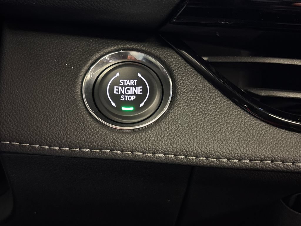 New 2026 Buick Enclave Avenir w/ Super Cruise Package FWD image 37