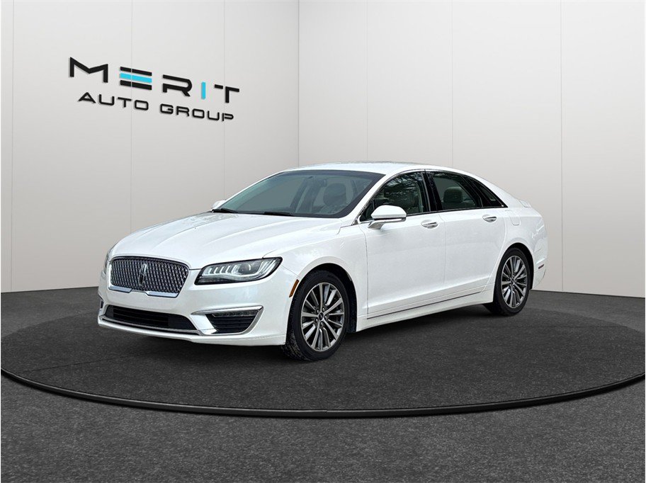 Used 2018 Lincoln MKZ Select w/ Select Plus Package FWD image 4