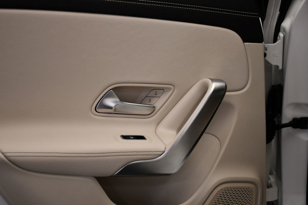 Used 2023 Mercedes-Benz CLA 250 CLA 250 image 40