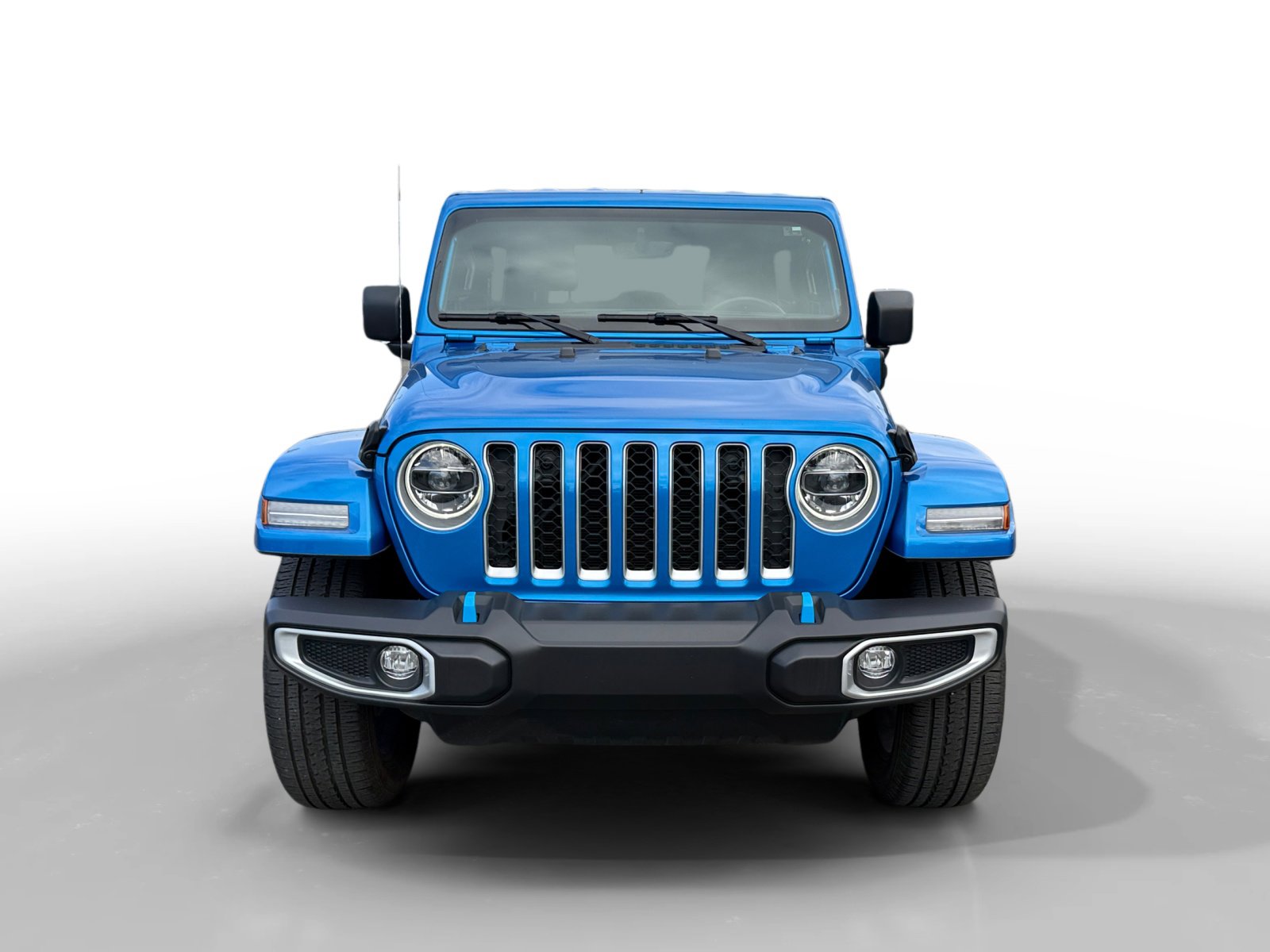 Used 2022 Jeep Wrangler Unlimited Sahara w/ Cold Weather Group image 8