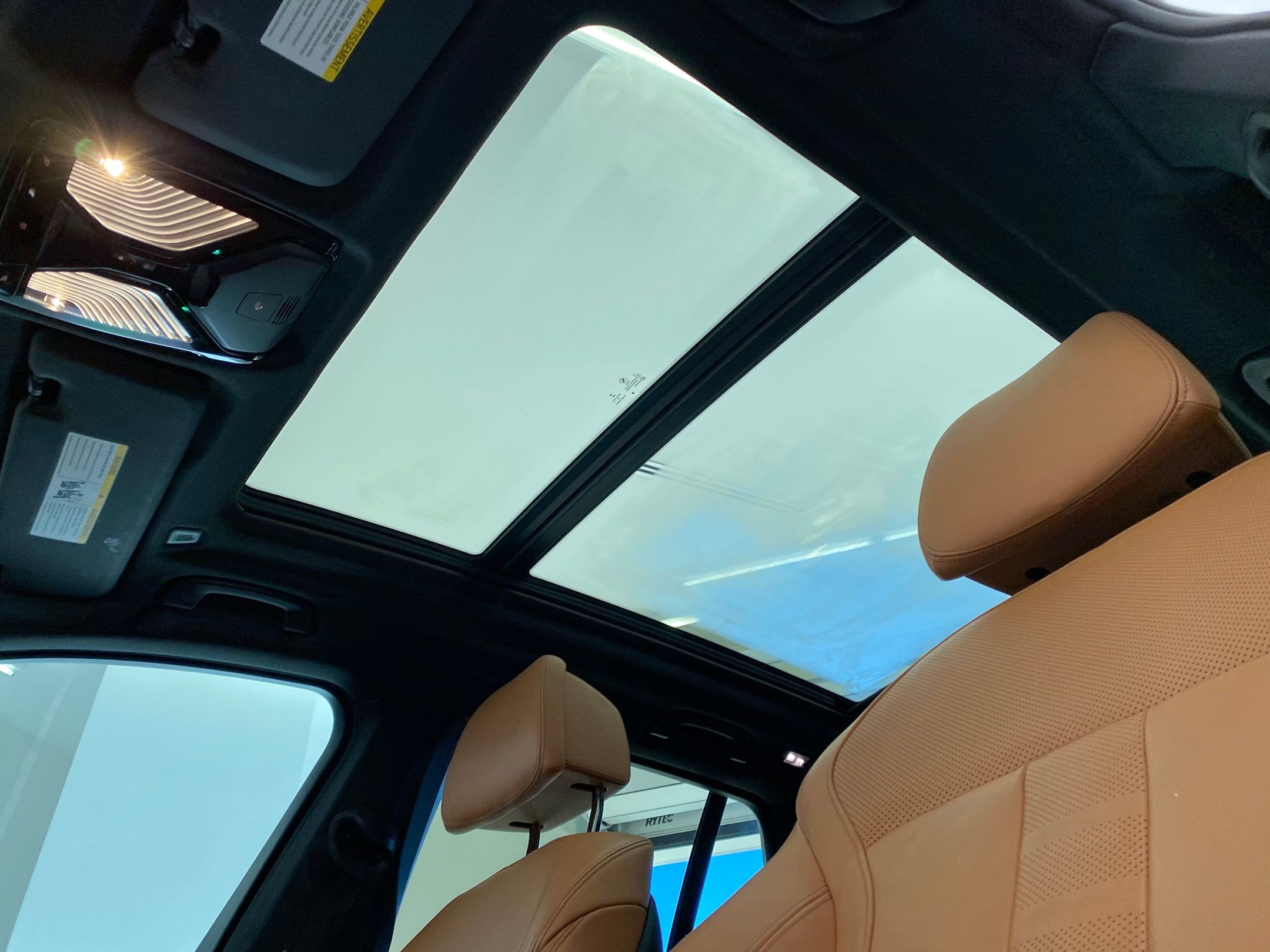 Used 2019 BMW X5 xDrive40i w/ Premium Package image 14