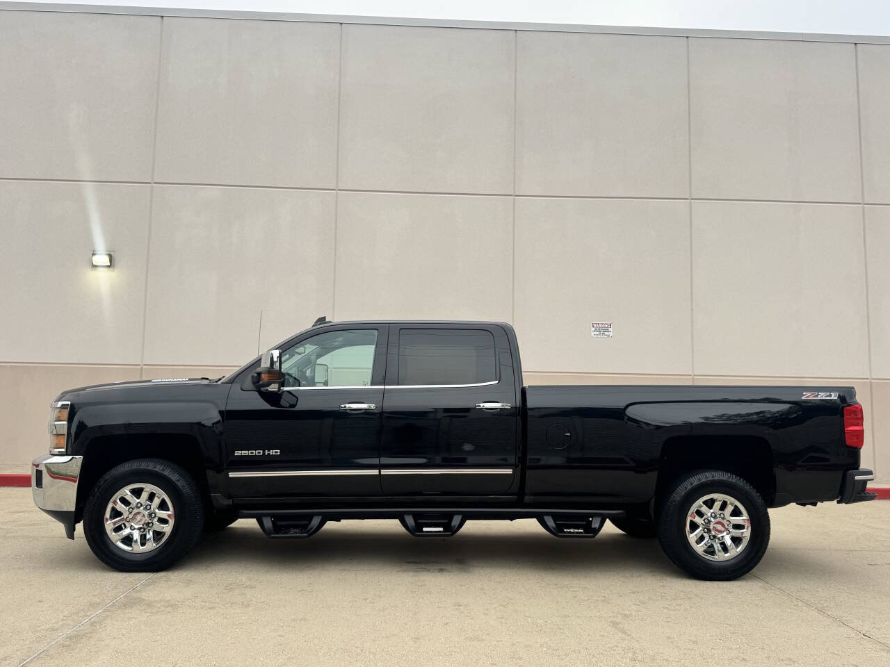 Used 2016 Chevrolet Silverado 2500 LTZ w/ Duramax Plus Package AWD/4WD image 2