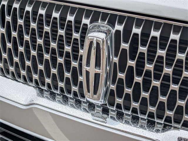 Certified 2022 Lincoln Corsair Reserve w/ Elements Package image 9