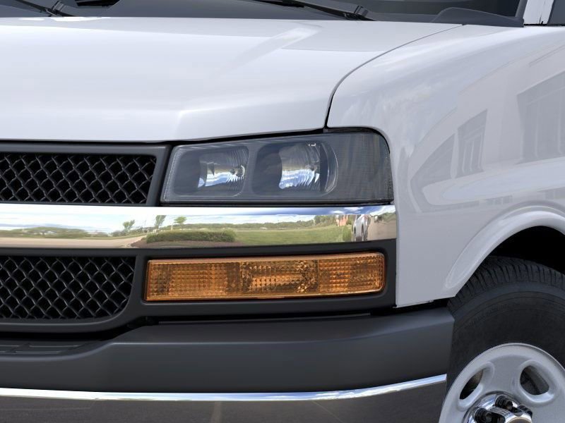 New 2026 Chevrolet Express 2500 LT RWD image 11