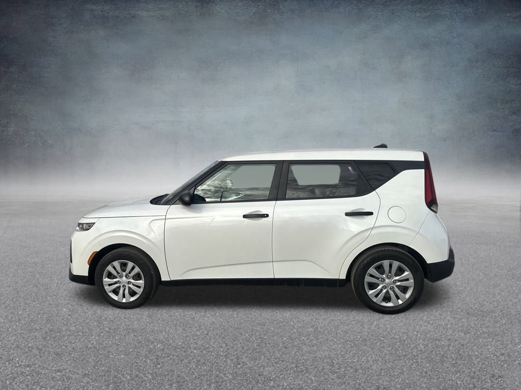 Used 2021 Kia Soul LX image 26