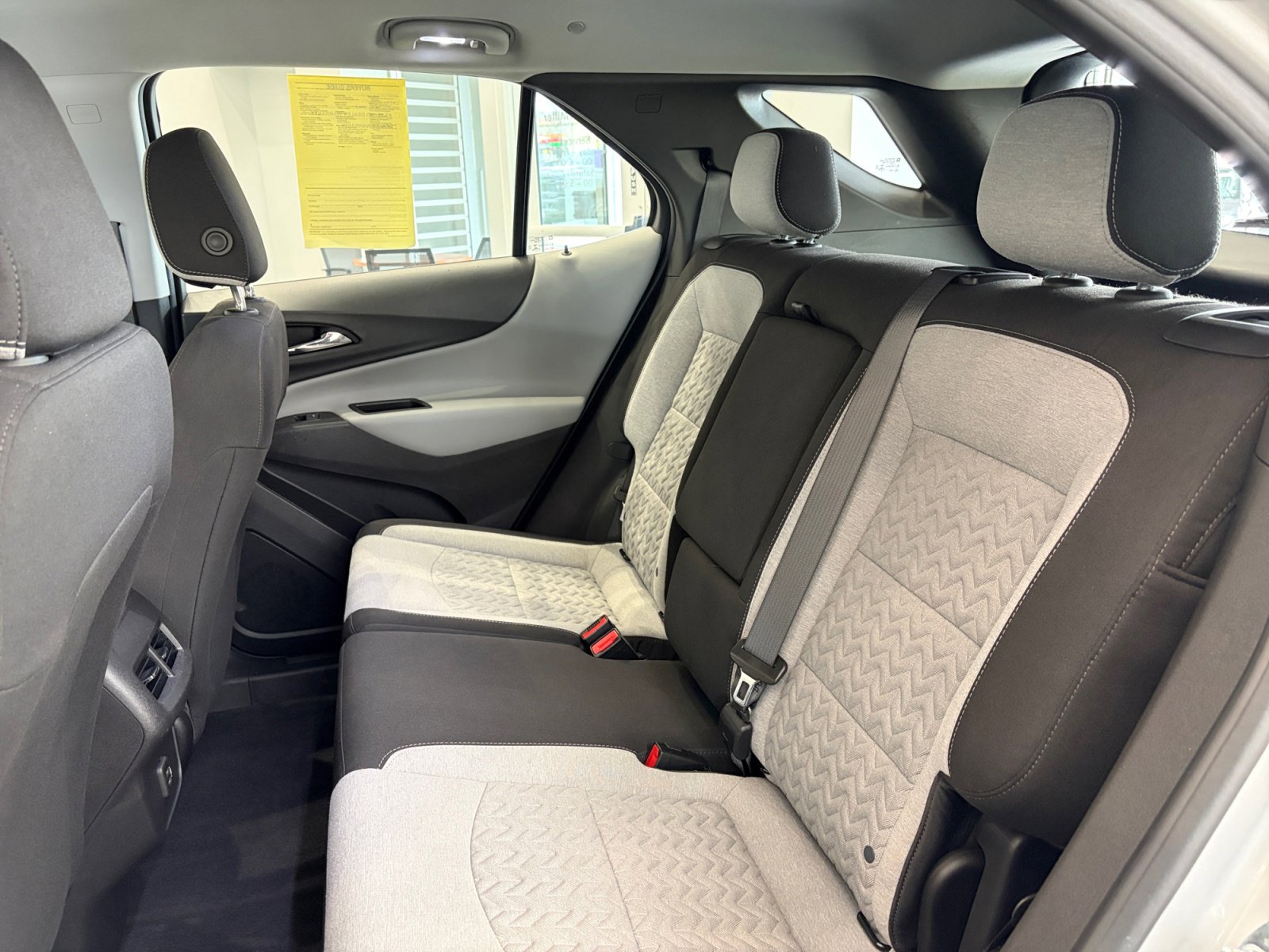 Used 2022 Chevrolet Equinox LS AWD/4WD image 34