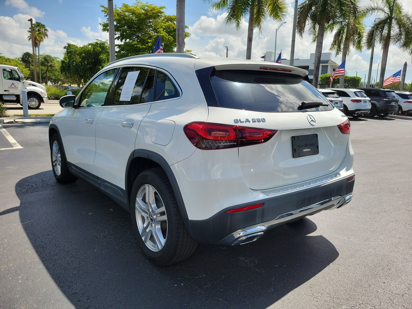 Used 2022 Mercedes-Benz GLA 250 4MATIC image 6