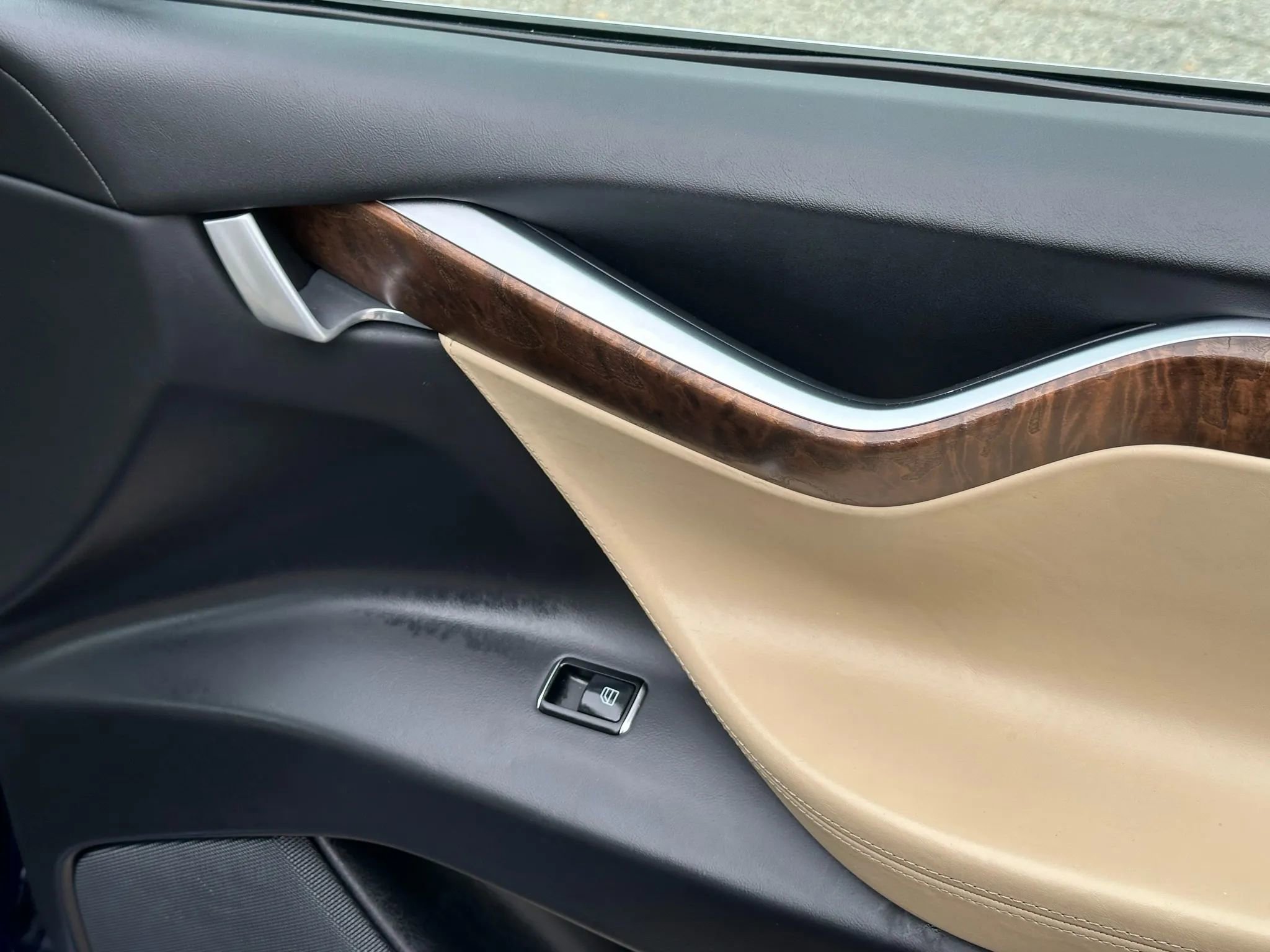 Used 2017 Tesla Model X P100D image 23