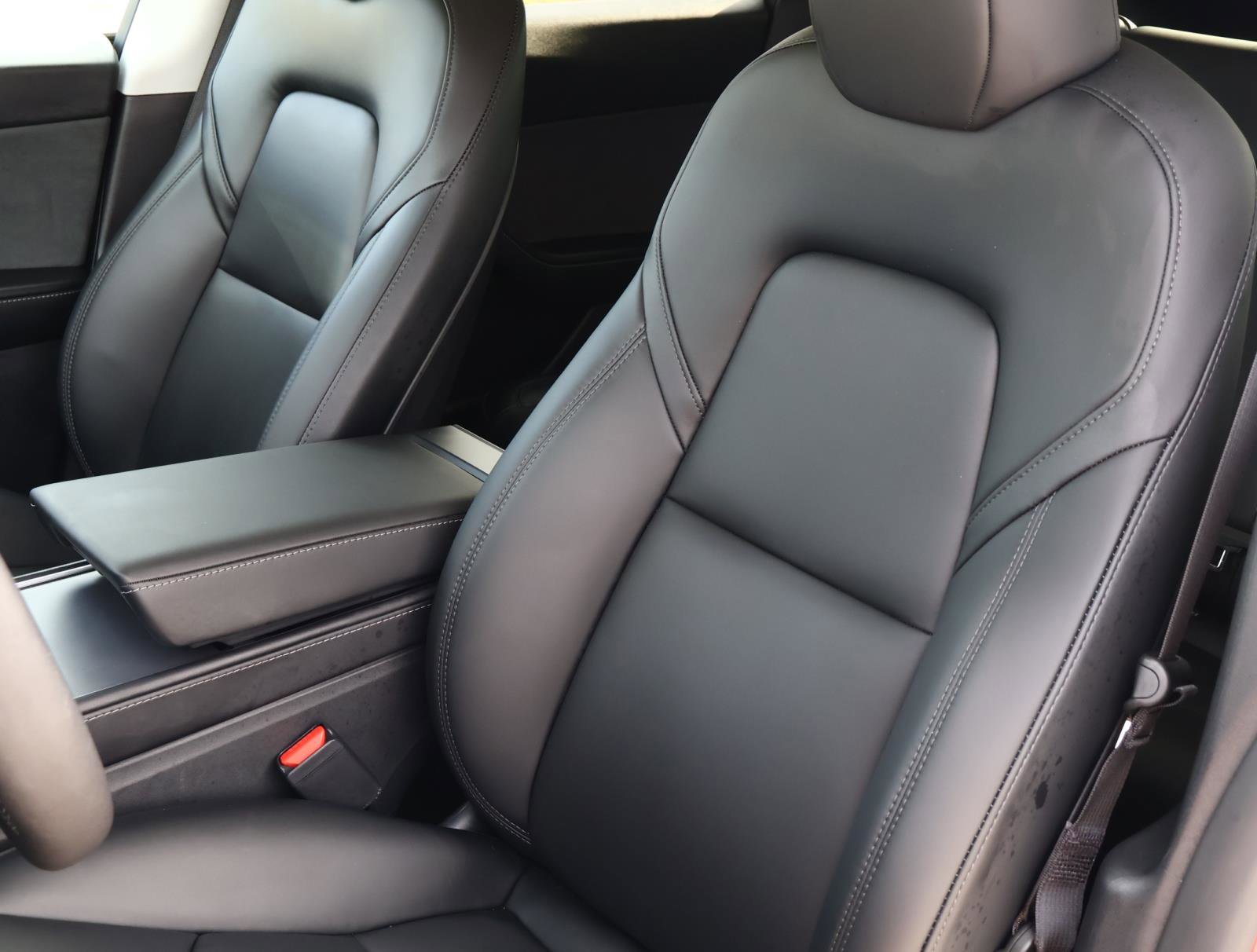 Used 2024 Tesla Model Y Long Range image 13