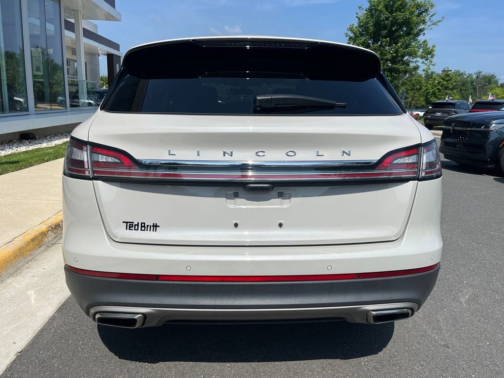 Certified 2023 Lincoln Nautilus Reserve w/ Equipment Group 202A AWD/4WD image 8