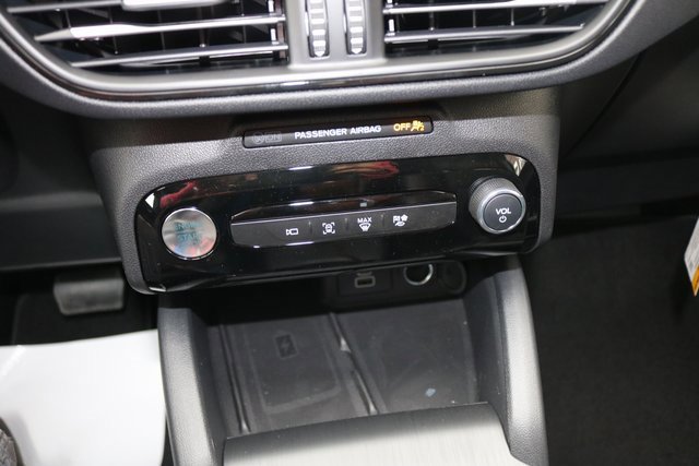 New 2025 Ford Escape ST-Line Elite w/ Tech Pack #2 image 30