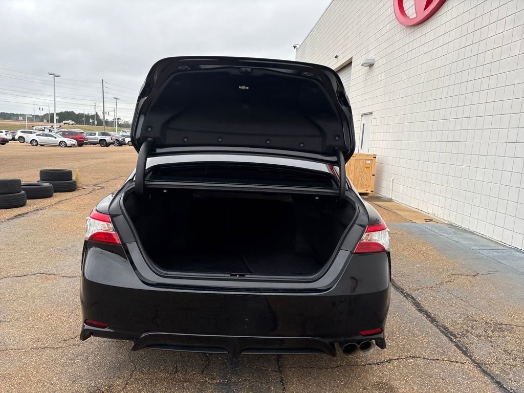 Used 2020 Toyota Camry SE image 27