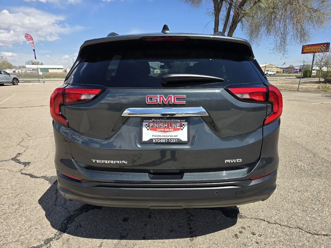 Used 2020 GMC Terrain SLE w/ Driver Convenience Package image 6