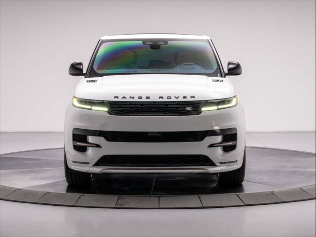 Used 2026 Land Rover Range Rover Sport Dynamic SE AWD/4WD image 8