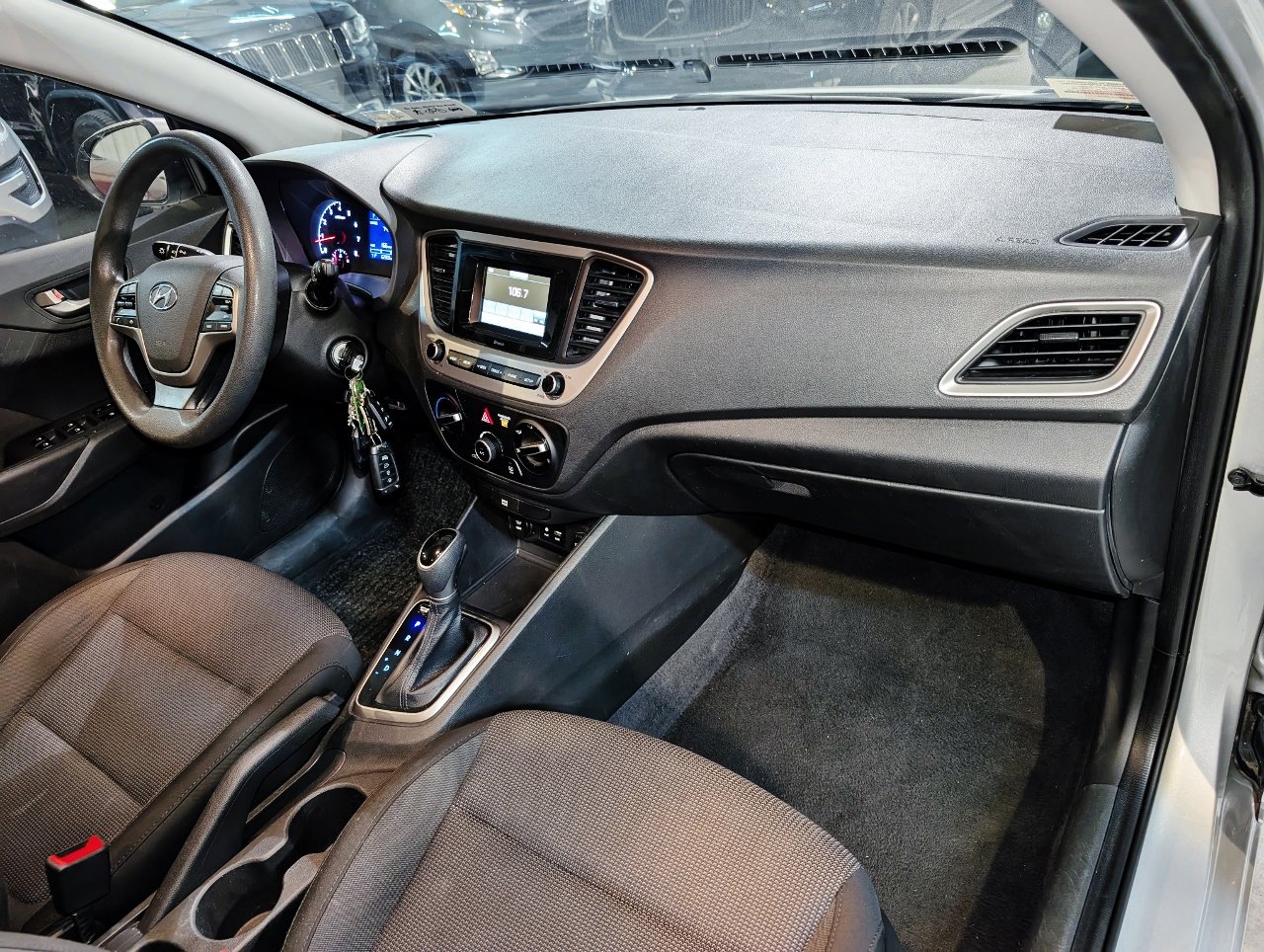 Used 2020 Hyundai Accent SE image 28