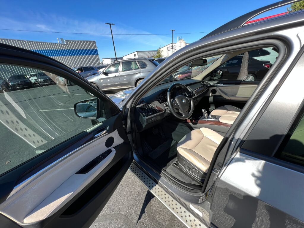 Used 2012 BMW X5 xDrive35i AWD/4WD image 18