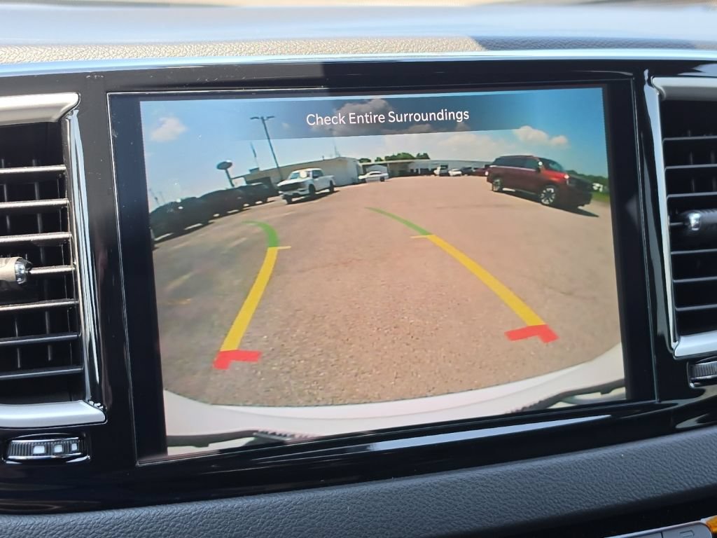 New 2027 Chrysler Pacifica LX FWD image 40