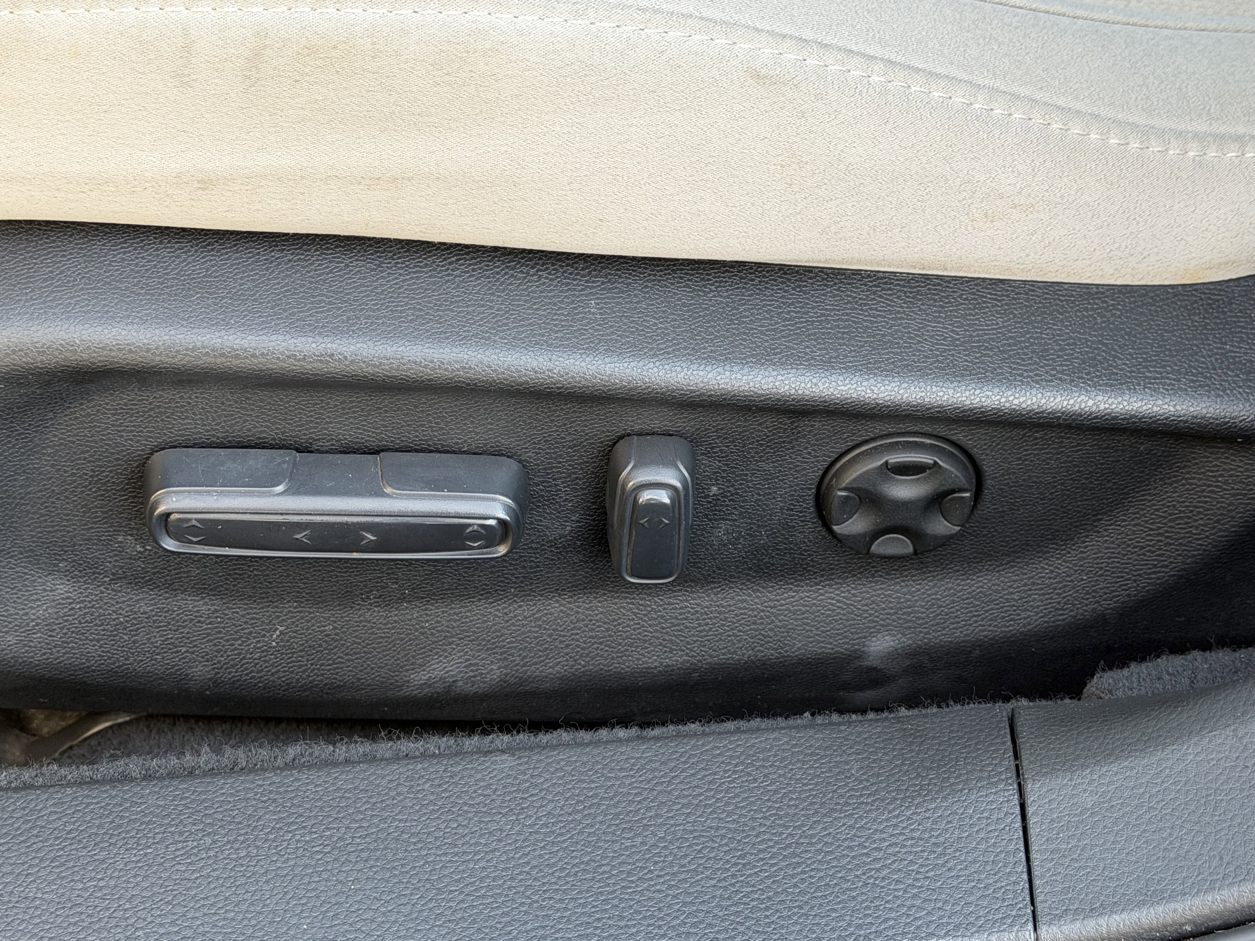 Used 2019 Honda Accord EX image 25