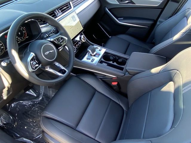 New 2025 Jaguar F-PACE R-Dynamic S AWD/4WD image 5