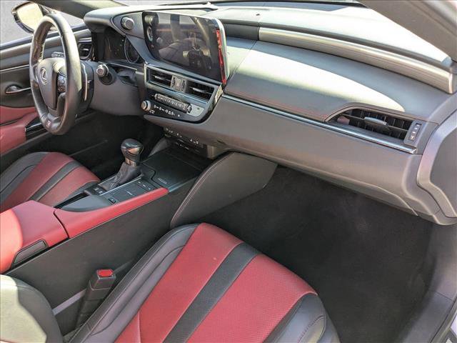 Used 2022 Lexus ES 300h F Sport image 22