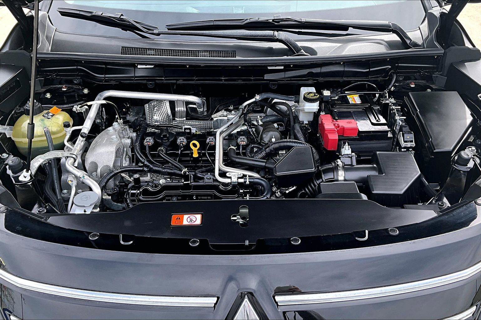 Used 2025 Mitsubishi Outlander SE FWD image 11
