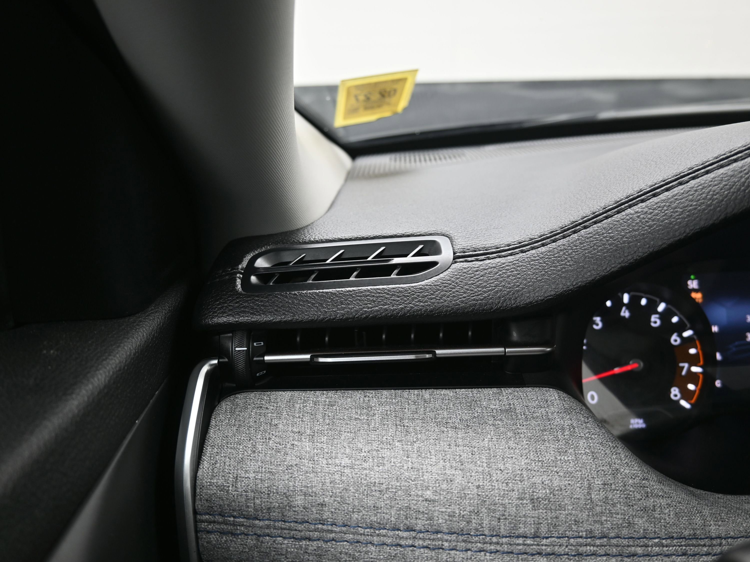 Used 2022 Jeep Compass Latitude w/ Convenience Group image 18