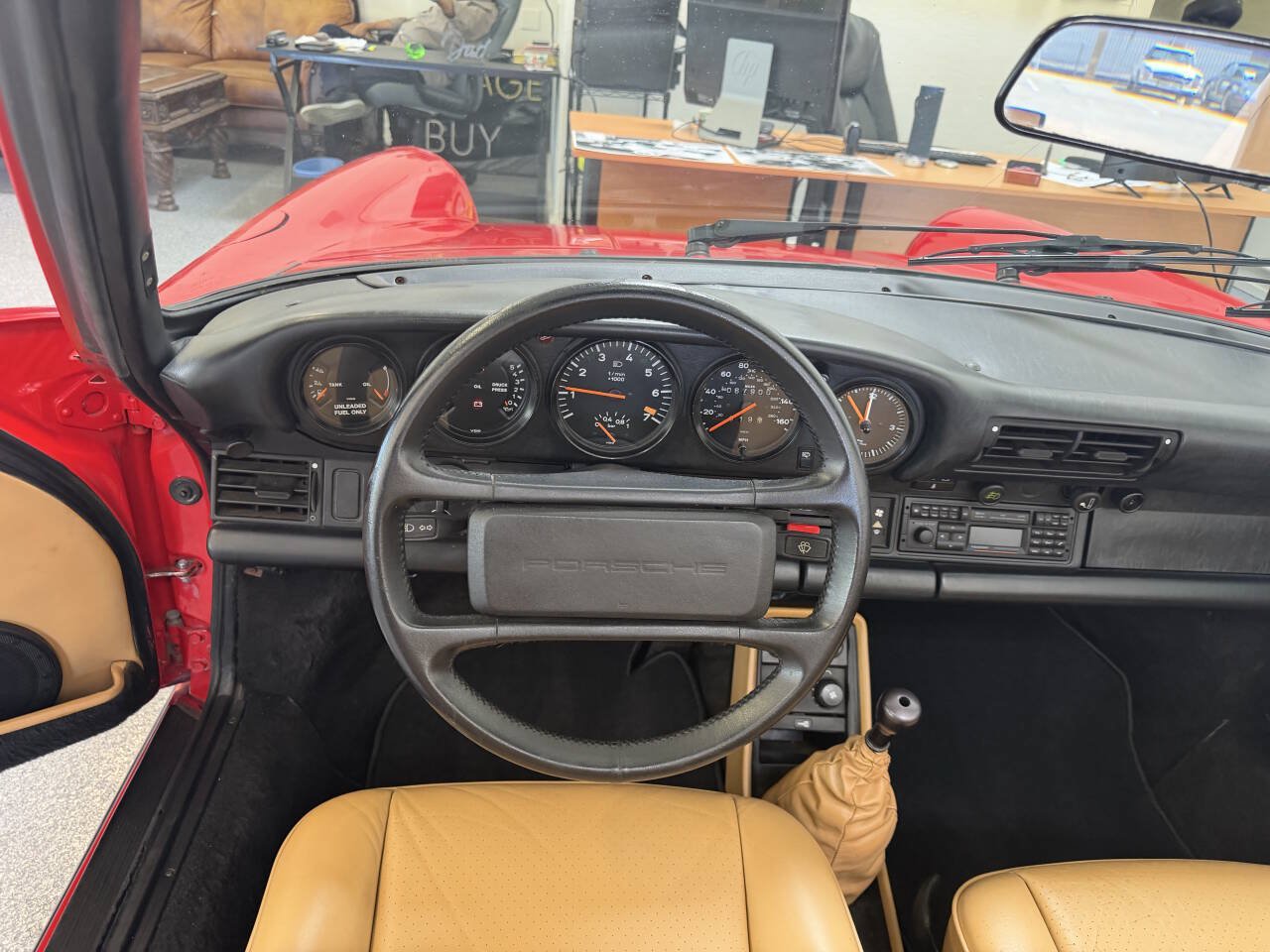 Used 1988 Porsche 911 Carrera RWD image 28