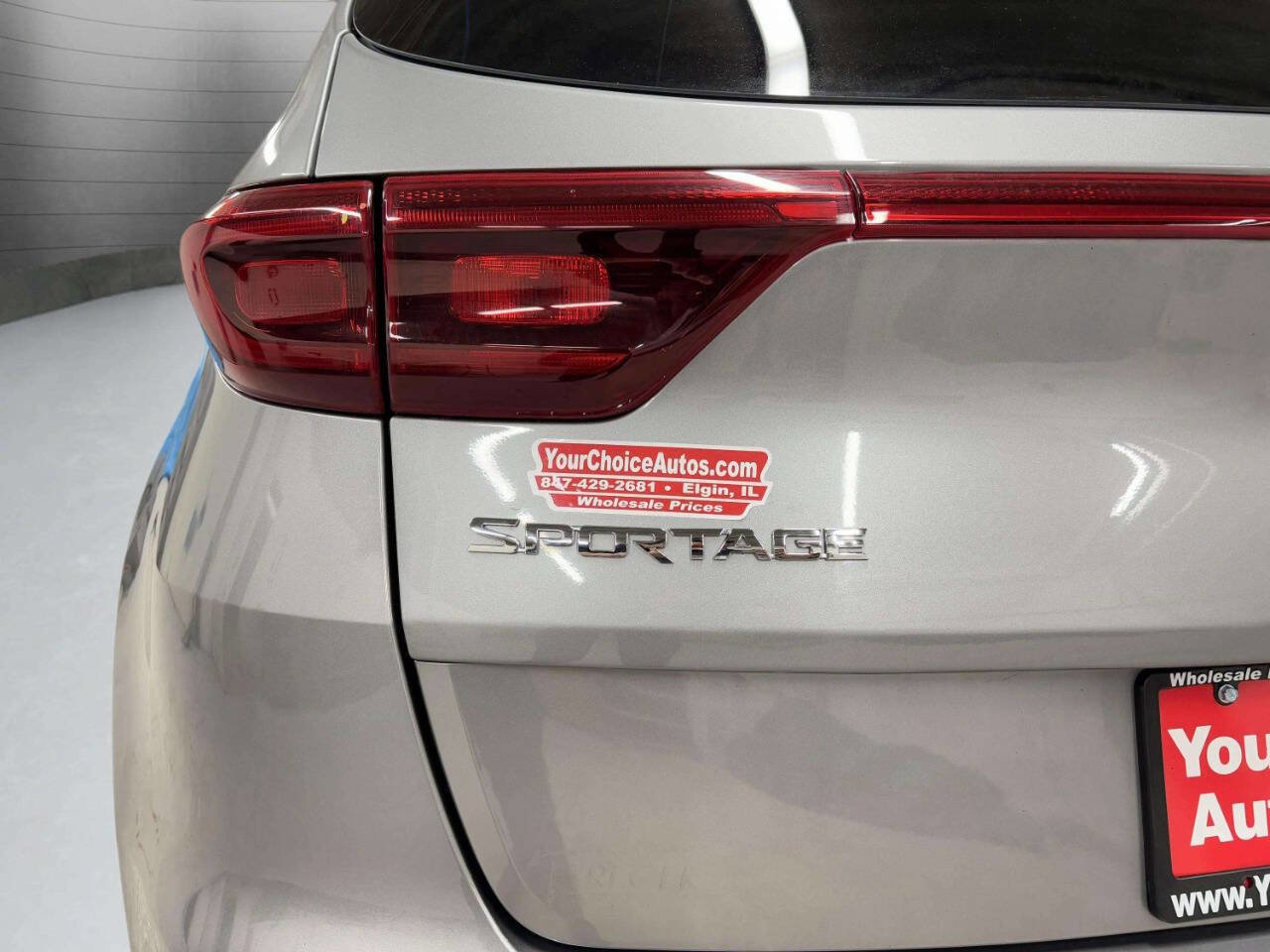 Used 2022 Kia Sportage LX image 4
