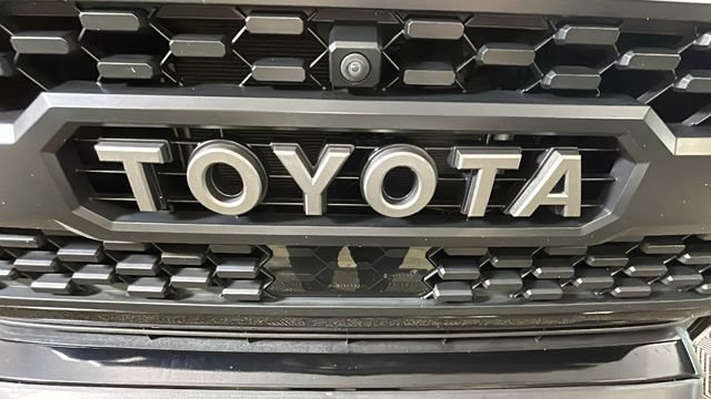Used 2021 Toyota Tacoma TRD Pro AWD/4WD image 8