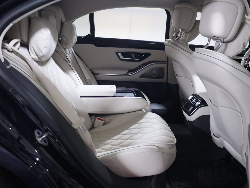 Certified 2023 Mercedes-Benz S 580e 4MATIC Sedan image 60
