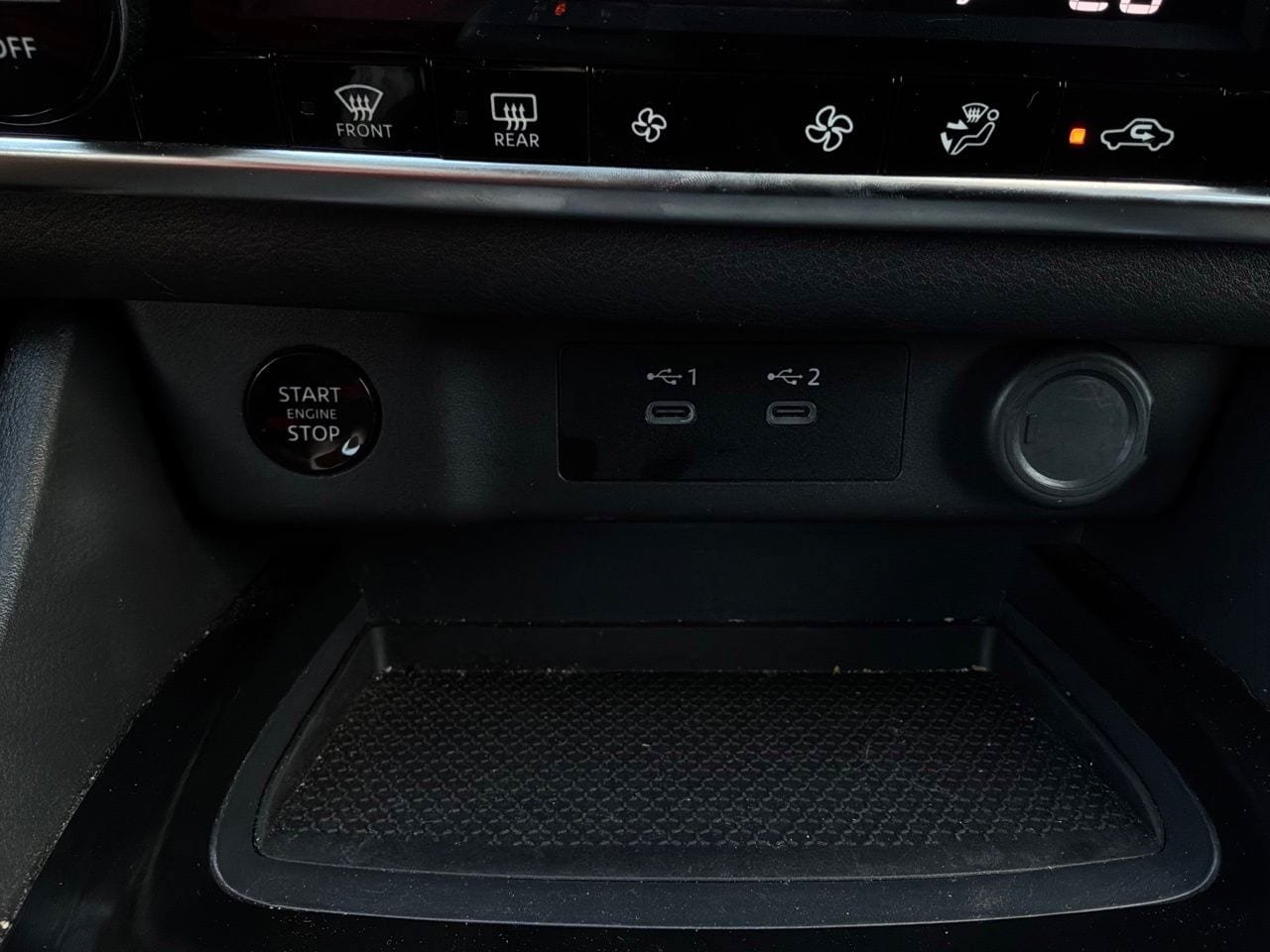 Used 2025 Nissan Rogue SV FWD image 28