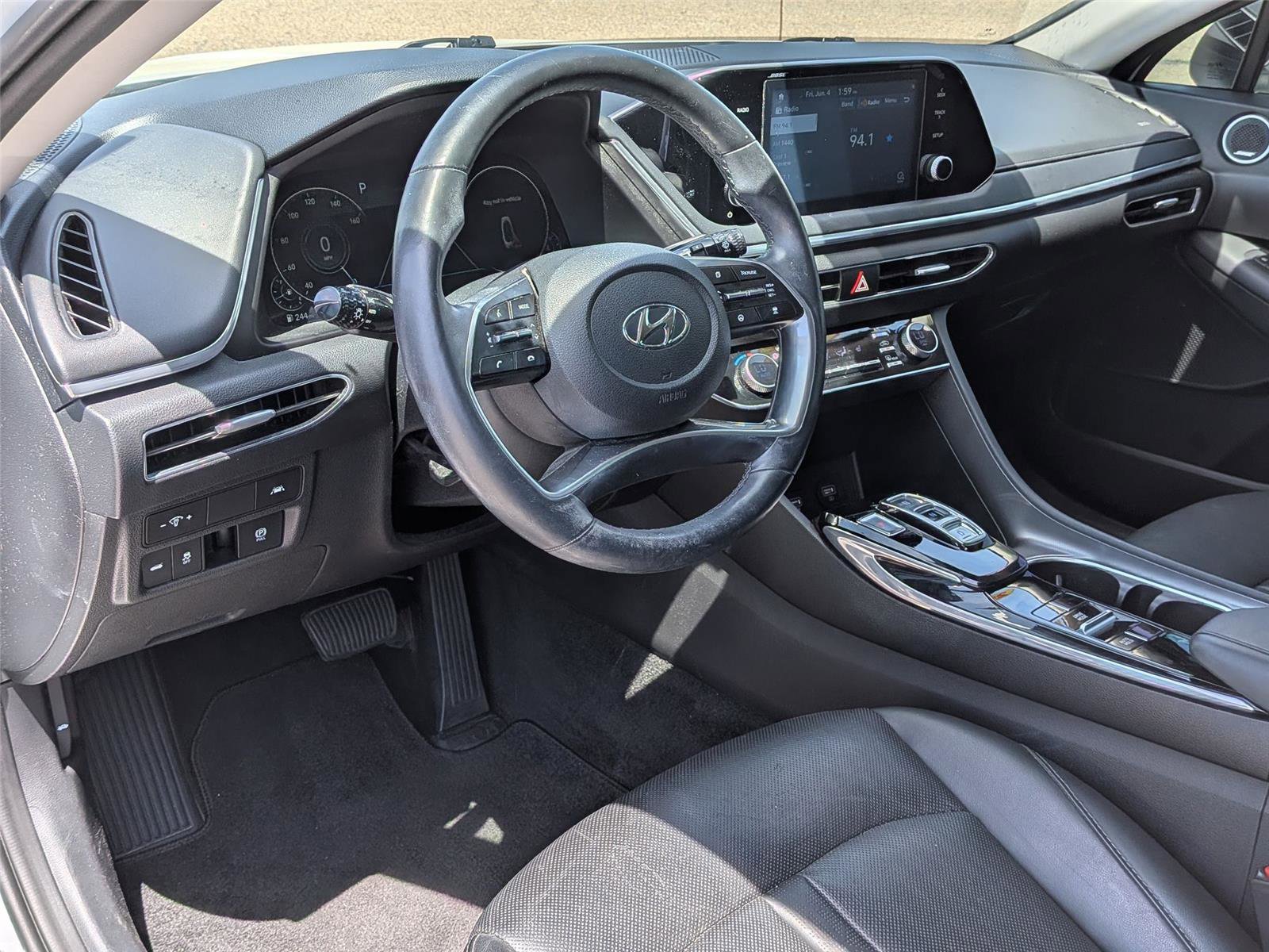 Used 2020 Hyundai Sonata SEL w/ Premium + Sunroof Package FWD image 10