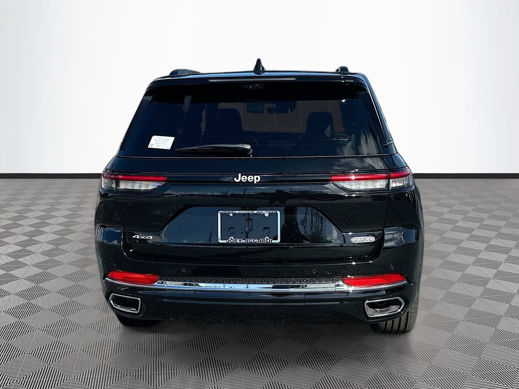 New 2025 Jeep Grand Cherokee Overland w/ Luxury Tech Group IV AWD/4WD image 6